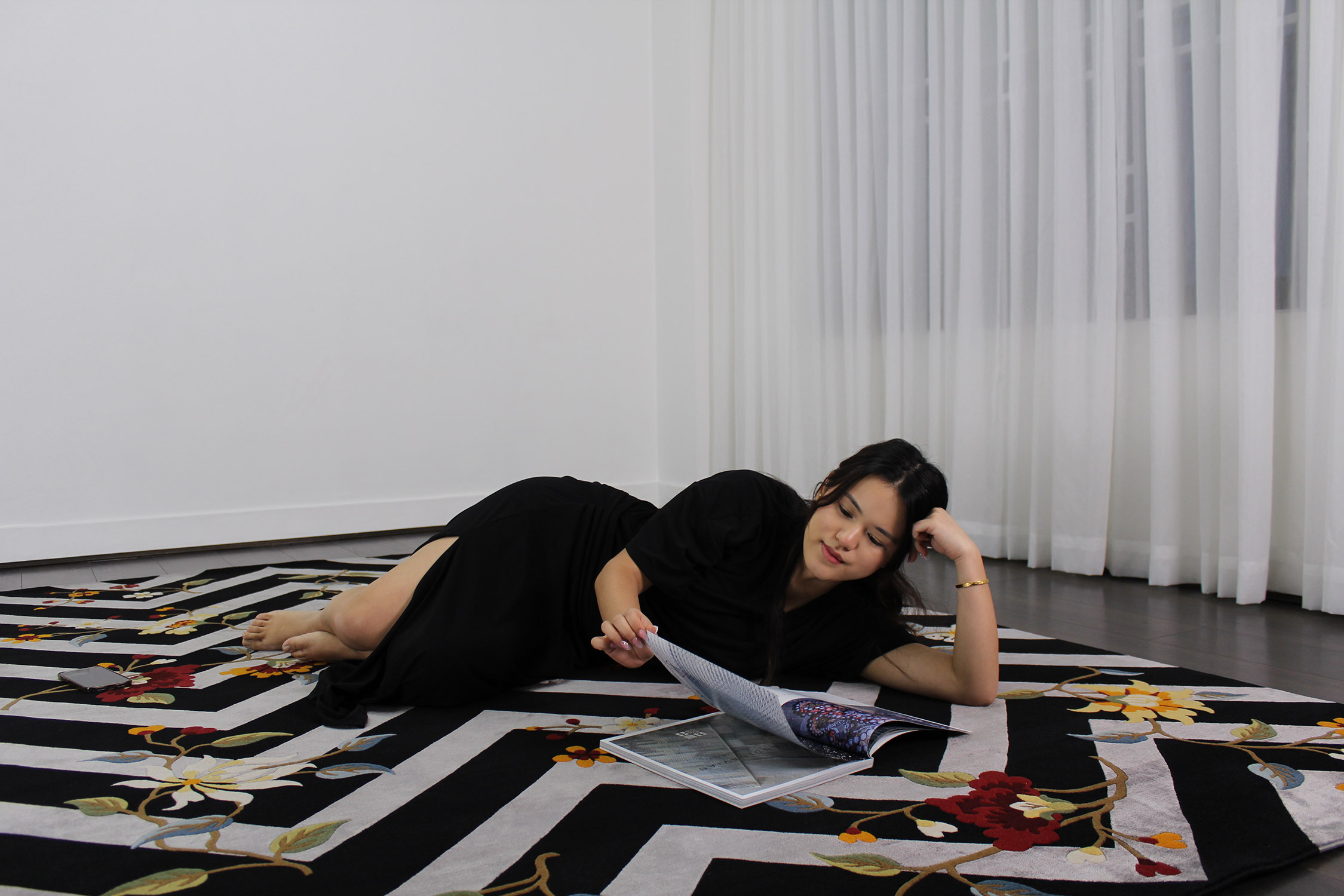 Contemporary Rugs: Style Meets Quality | BuyTibetanRugs.com